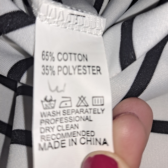 Striped v-neck short sleeve tshirt dress size S mini black white - Picture 7 of 8